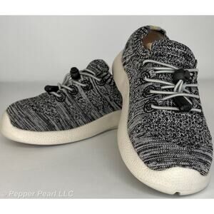 Women’s Comfort Shoe Slip-On Water and Slip Resistant Size 5 Static Gray